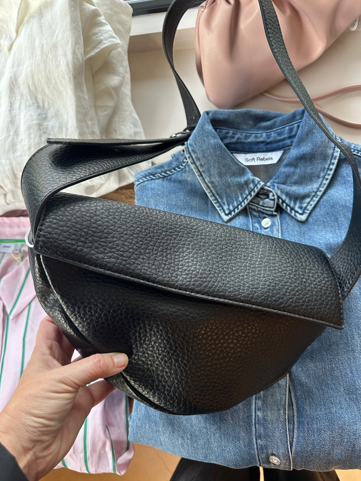 Pcrillo Cross Body Black