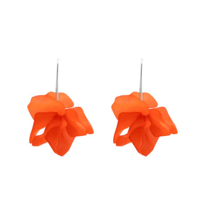 Petal Earrings Red - BECCASIN STORE - Red petal-shaped örhänge with layered design, lightweight smycke for stylish wear.