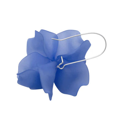 Petal Earrings Blue - BECCASIN STORE - Blue petal-shaped örhänge smycke with silver wire hook detail.
