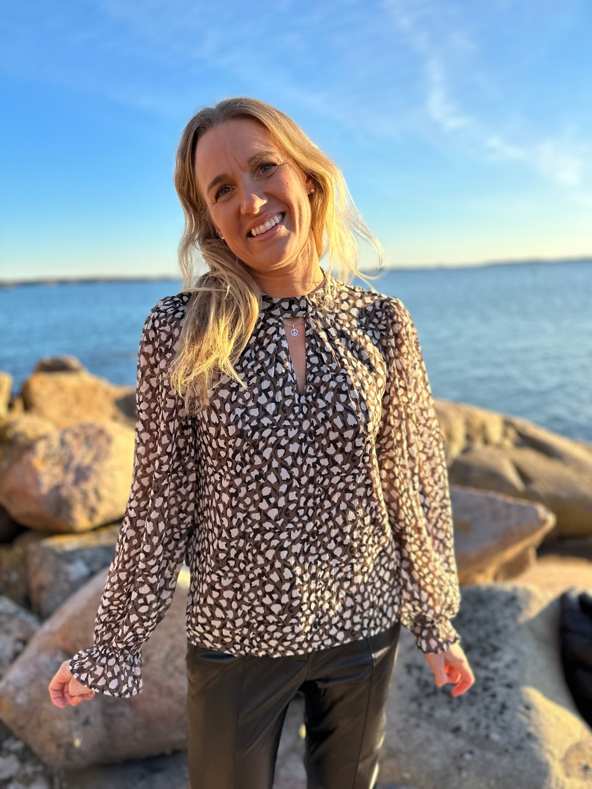 Vifalia Roe Long Sleeve Top Black Roe