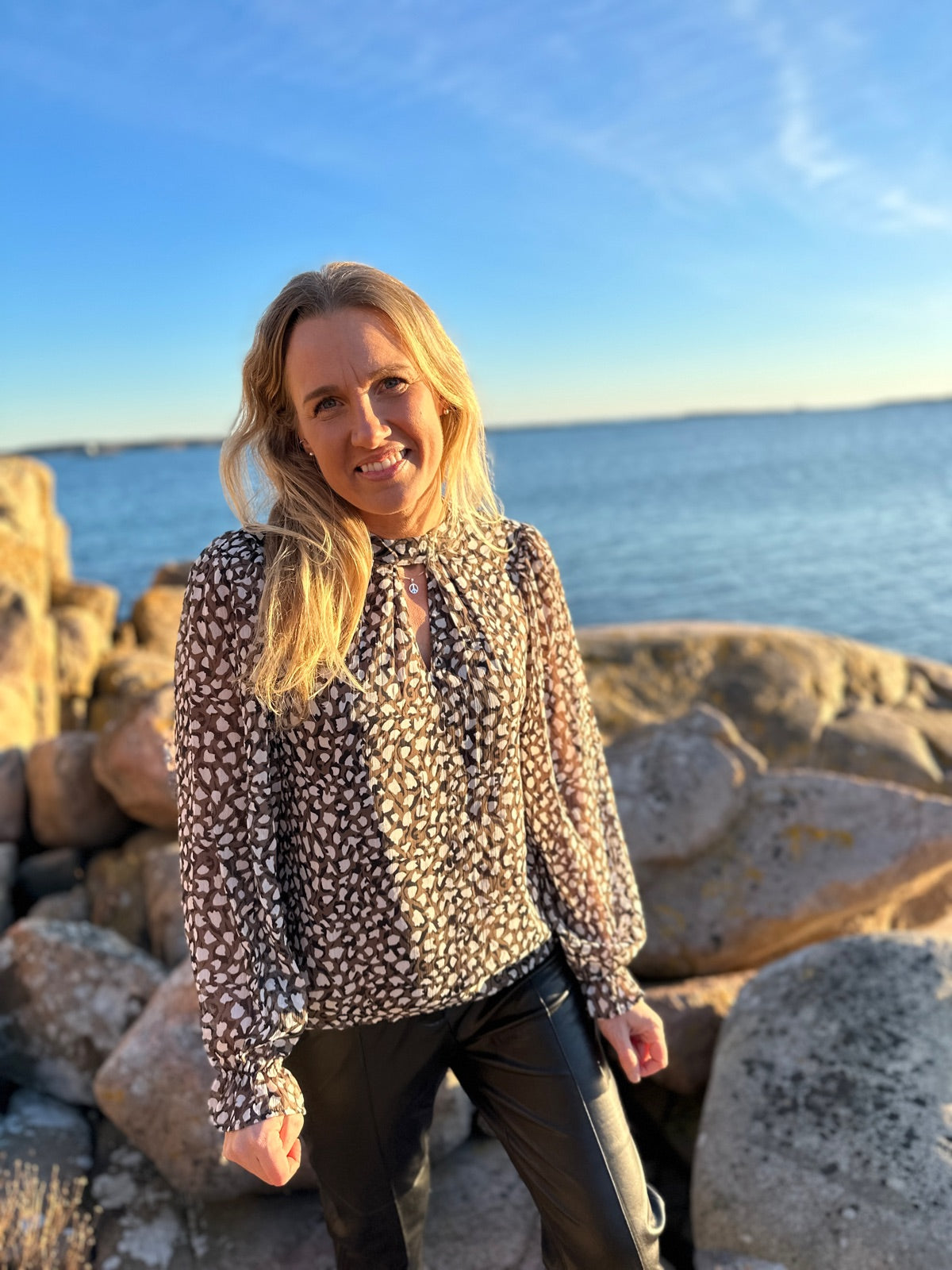 Vifalia Roe Long Sleeve Top Black Roe