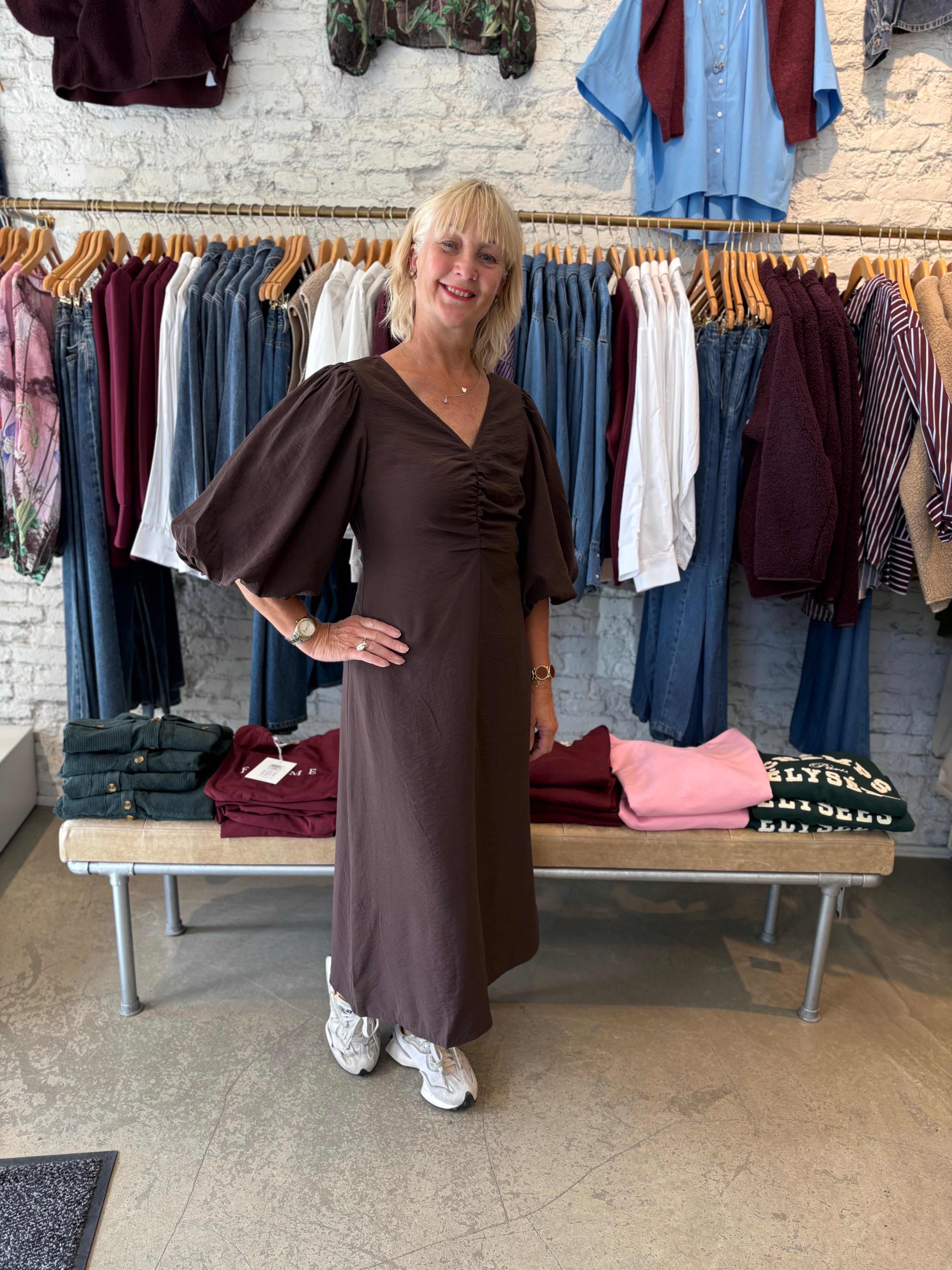 Vigola V Neck Midi Dress Coffee Bean