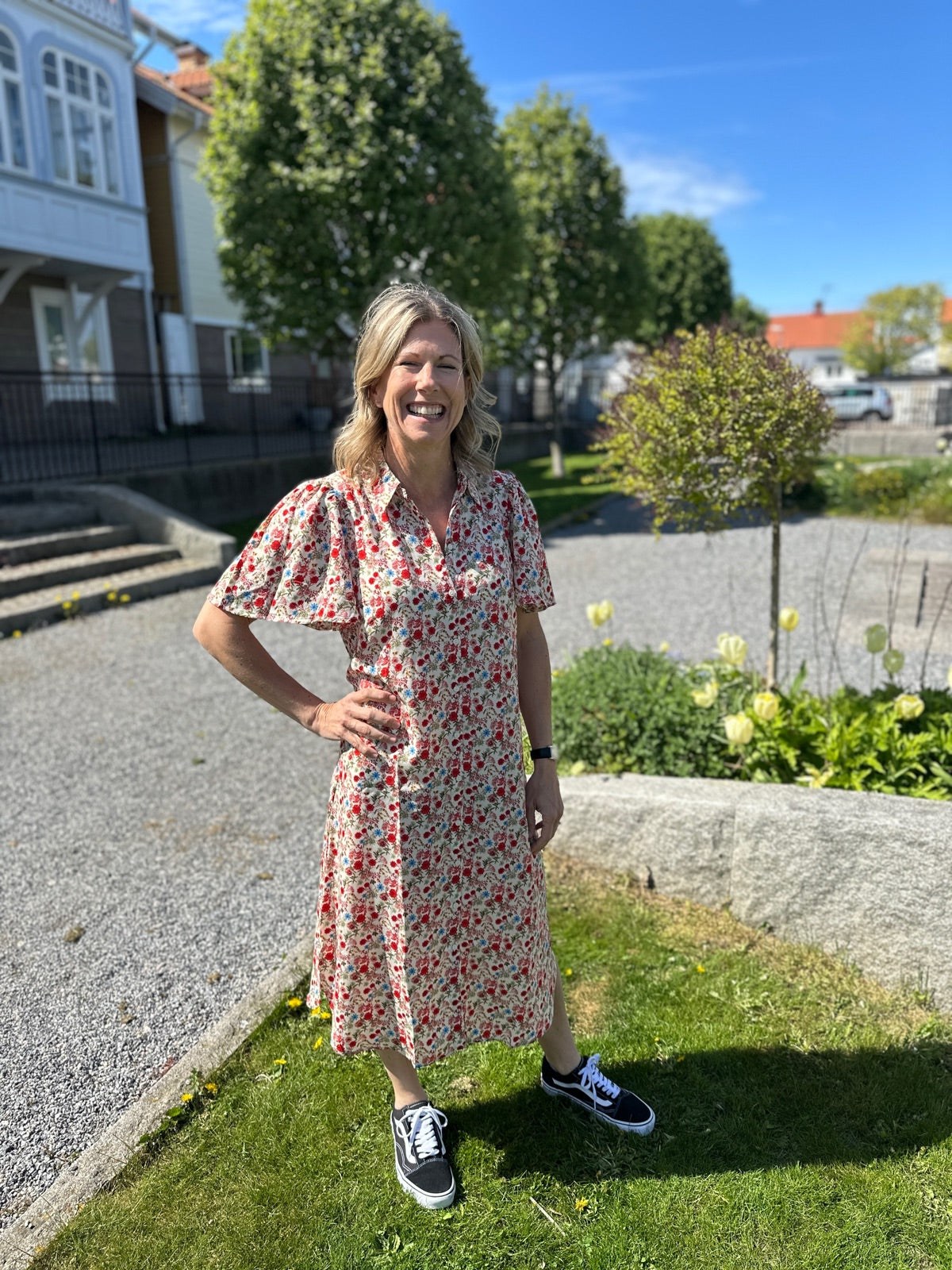 Vijona Shirt Dress Cloud Dancer Red Flowers