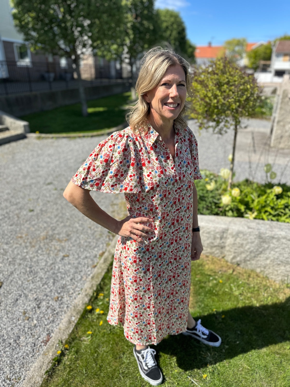 Vijona Shirt Dress Cloud Dancer Red Flowers