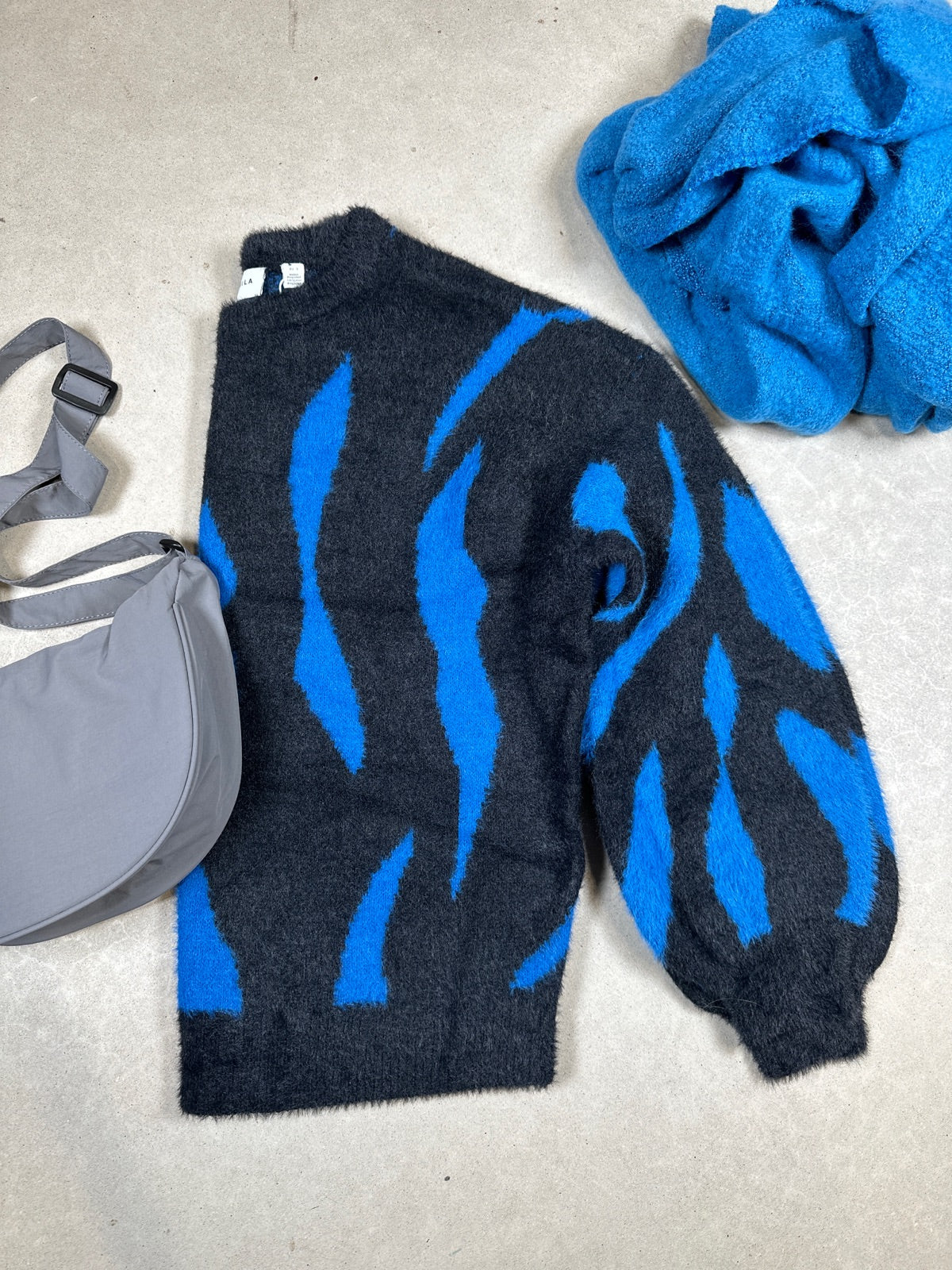 Vilajuli Jaquard Long Sleeve Knit Top Black Lapis Blue