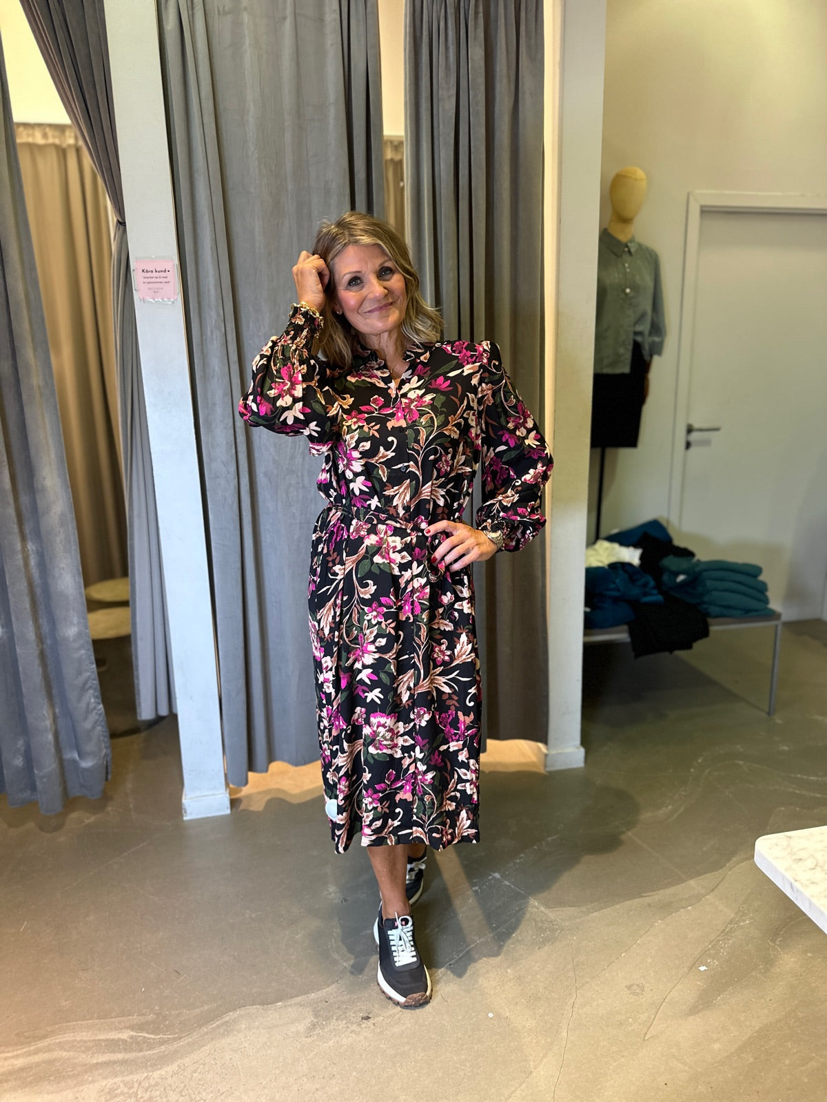 Vimarasi Long Sleeve Midi Shirt Dress Black Multi