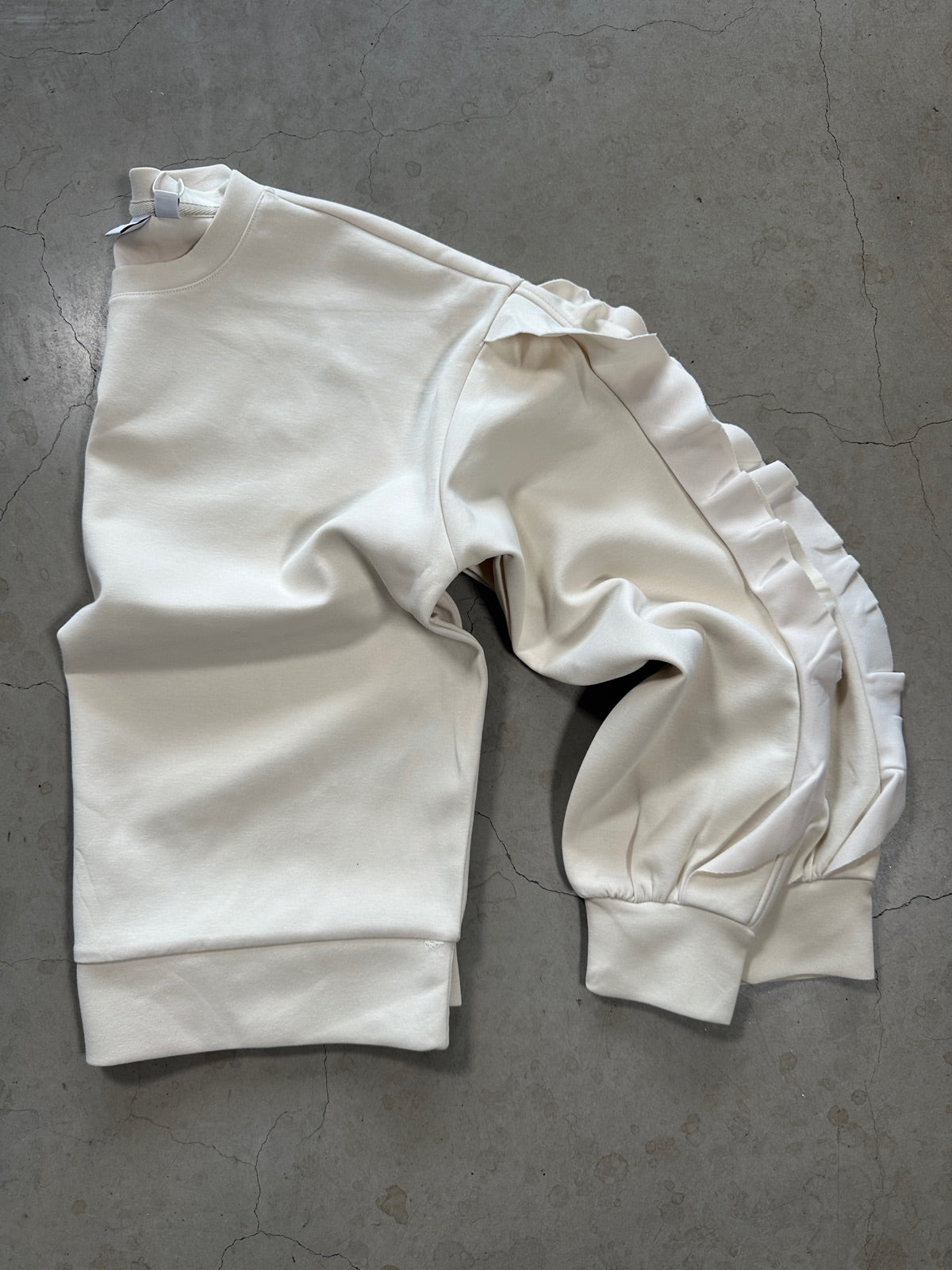 Vimentina Flounce O Neck Long Sleeve Top Birch