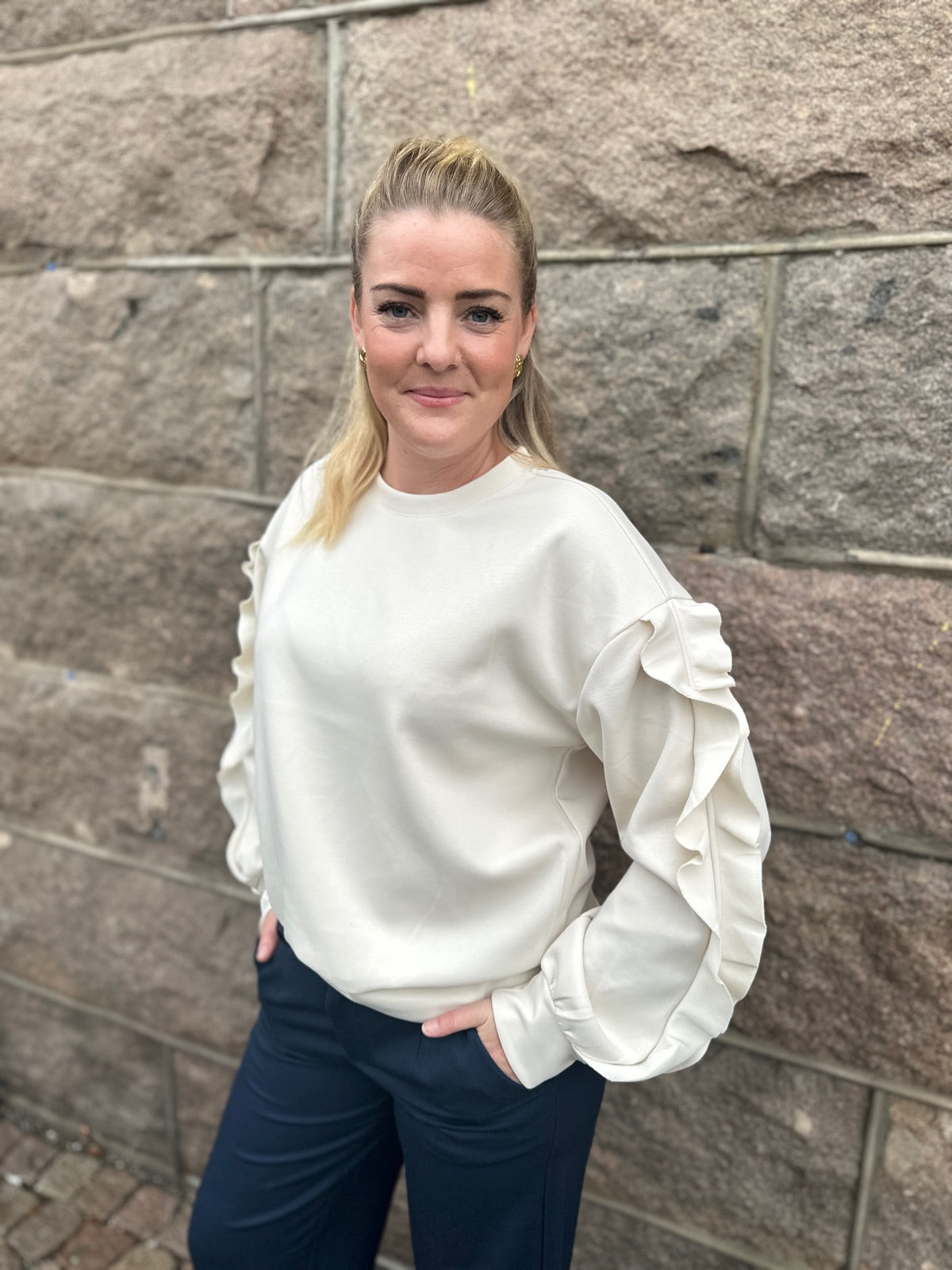 Vimentina Flounce O Neck Long Sleeve Top Birch