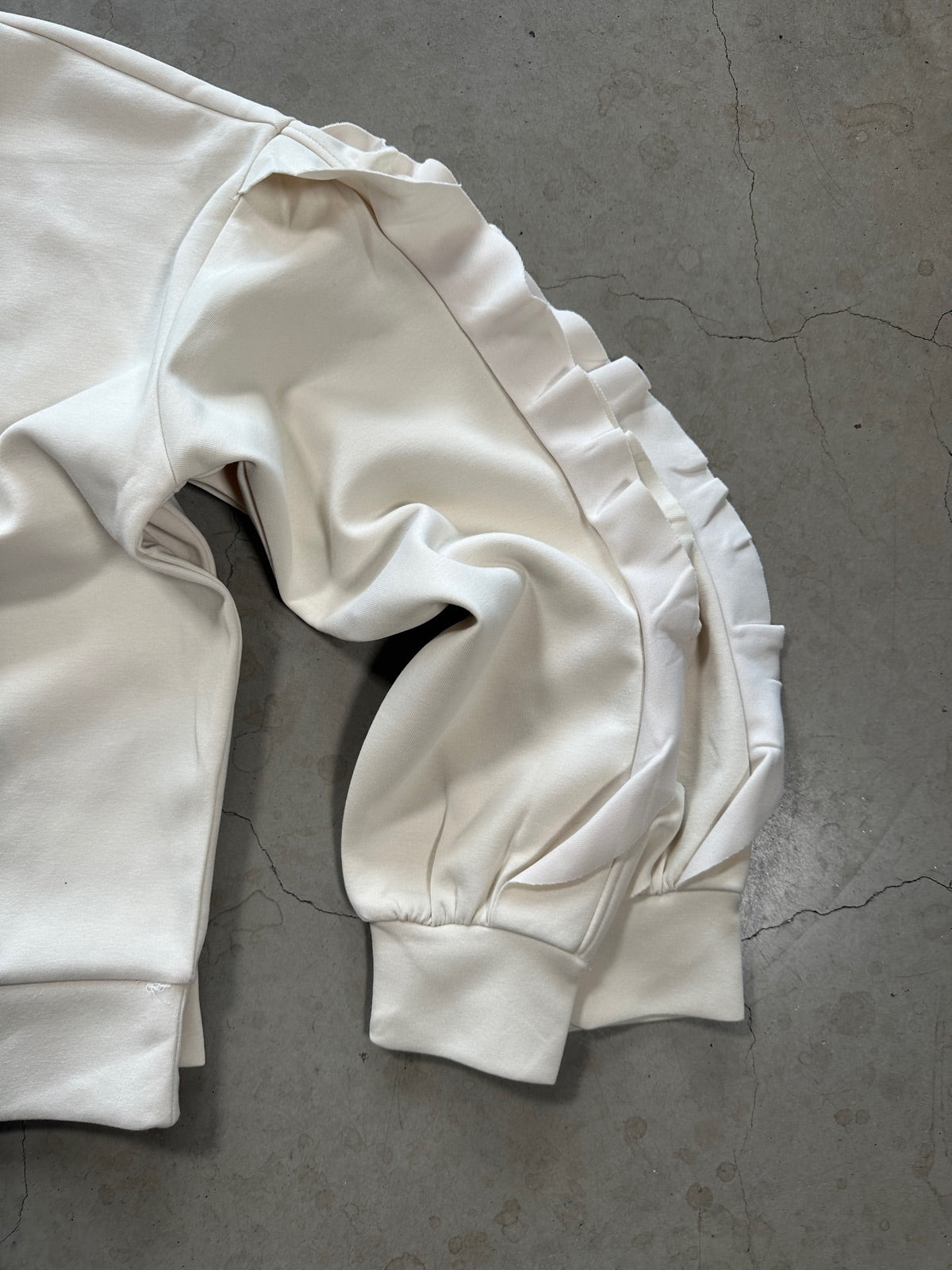 Vimentina Flounce O Neck Long Sleeve Top Birch