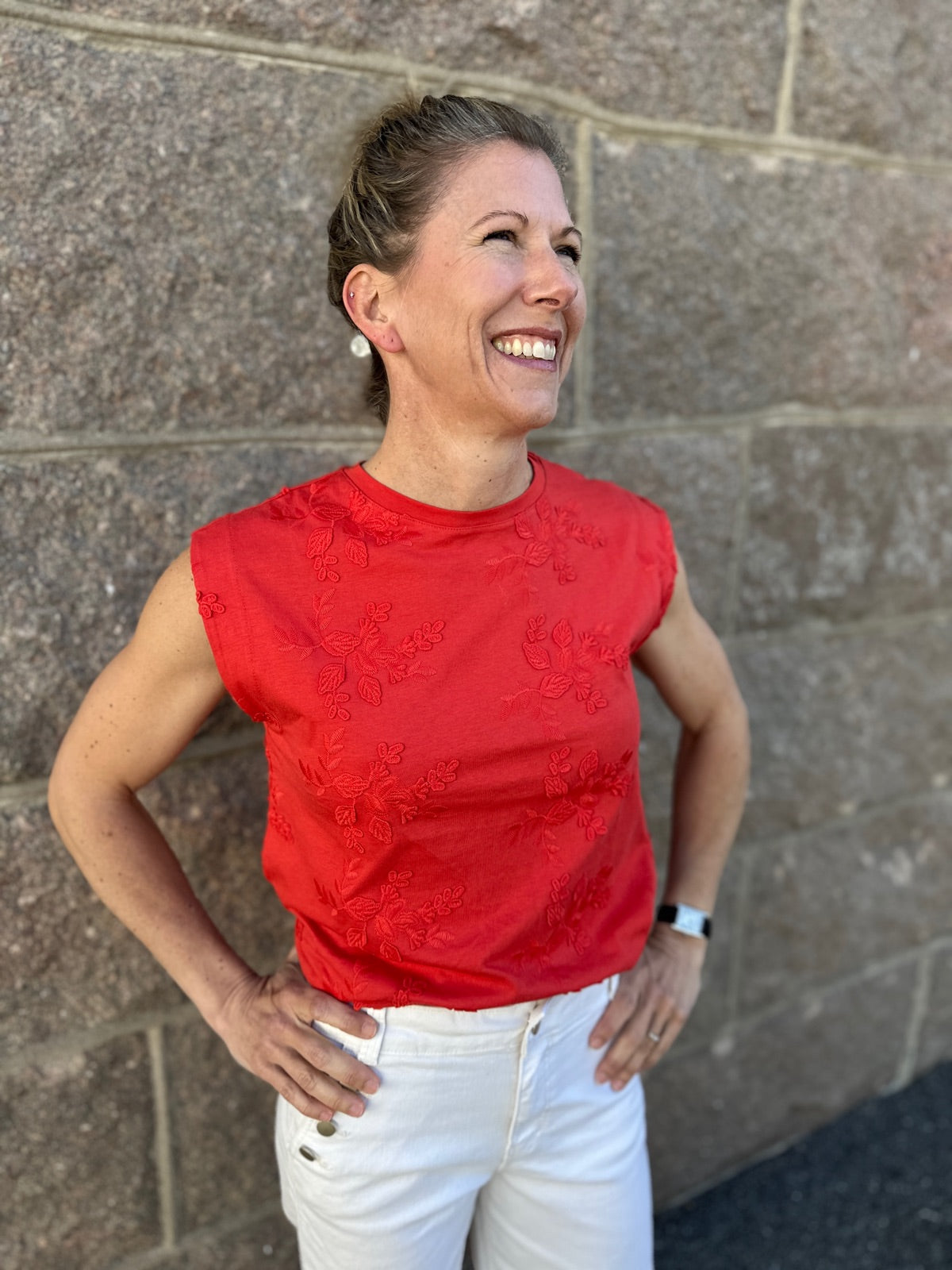 Vinayla O Neck Top Aurora Red