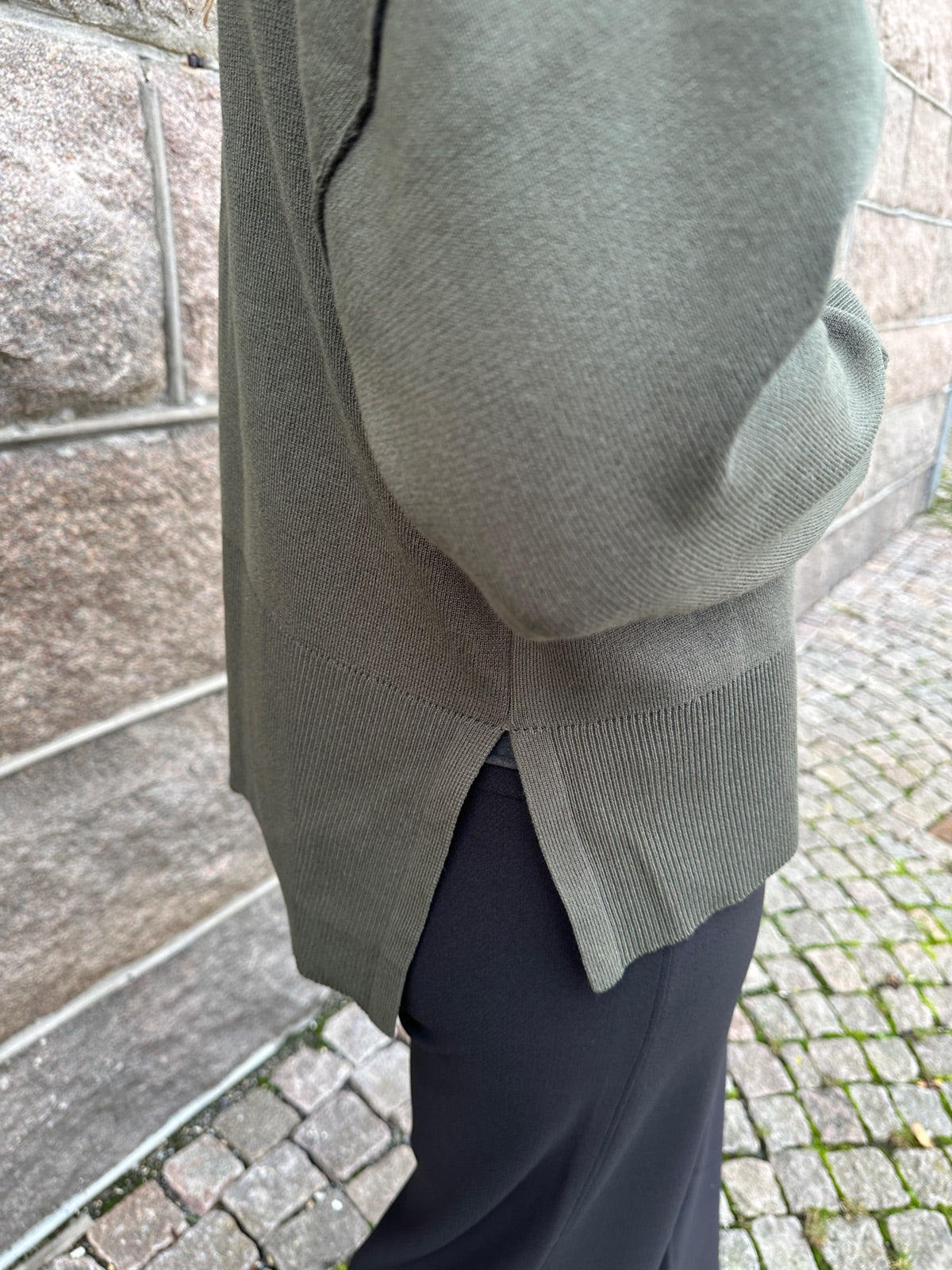 Viostria Rollneck Long Sleeve Knit Top Deep Depths