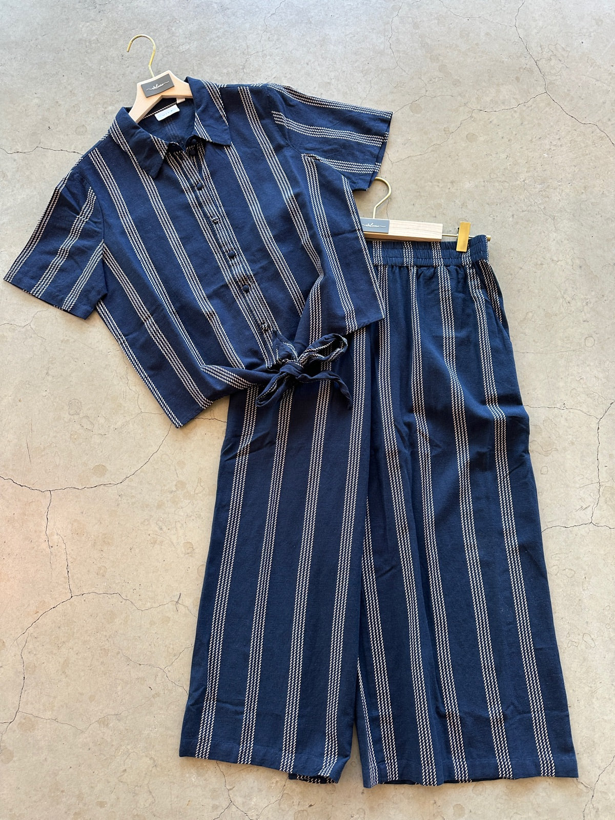 Viprisilla Print Hw Culotte Pants Navy Blazer Feather Gray