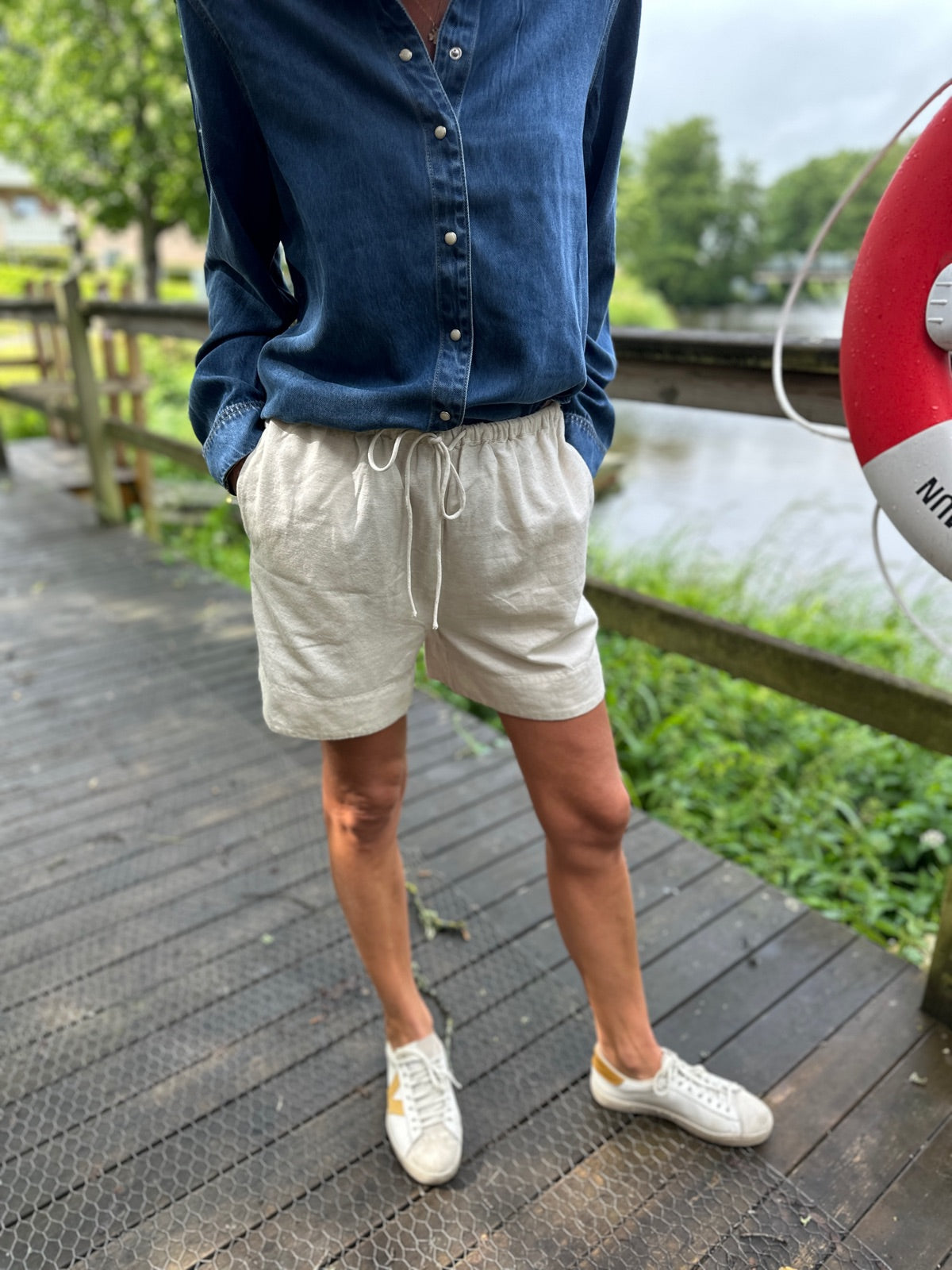 Viprisilla Shorts Super Light Natural Melan