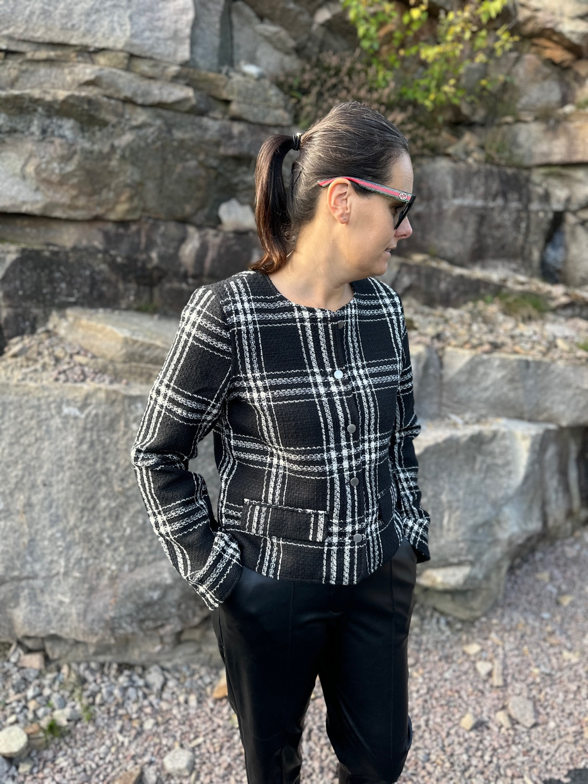 Viruthia Long Sleeve Short Jacket Ou Black Birch
