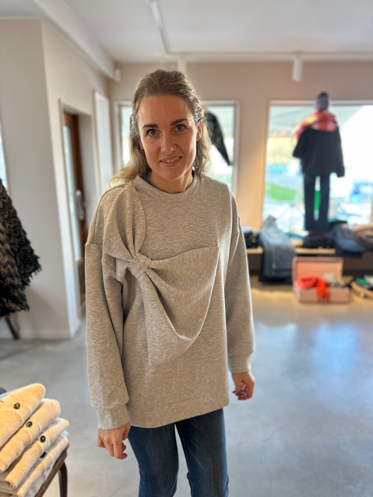 Visif Oversized Bow Sweat Light Grey Melange