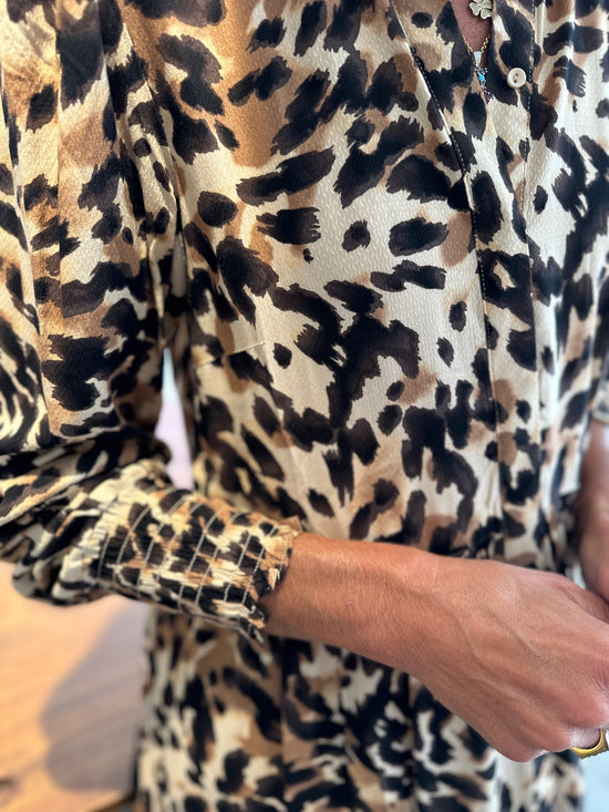 Yasalira Long Sleeve Long Shirt Dress Black Leo Print