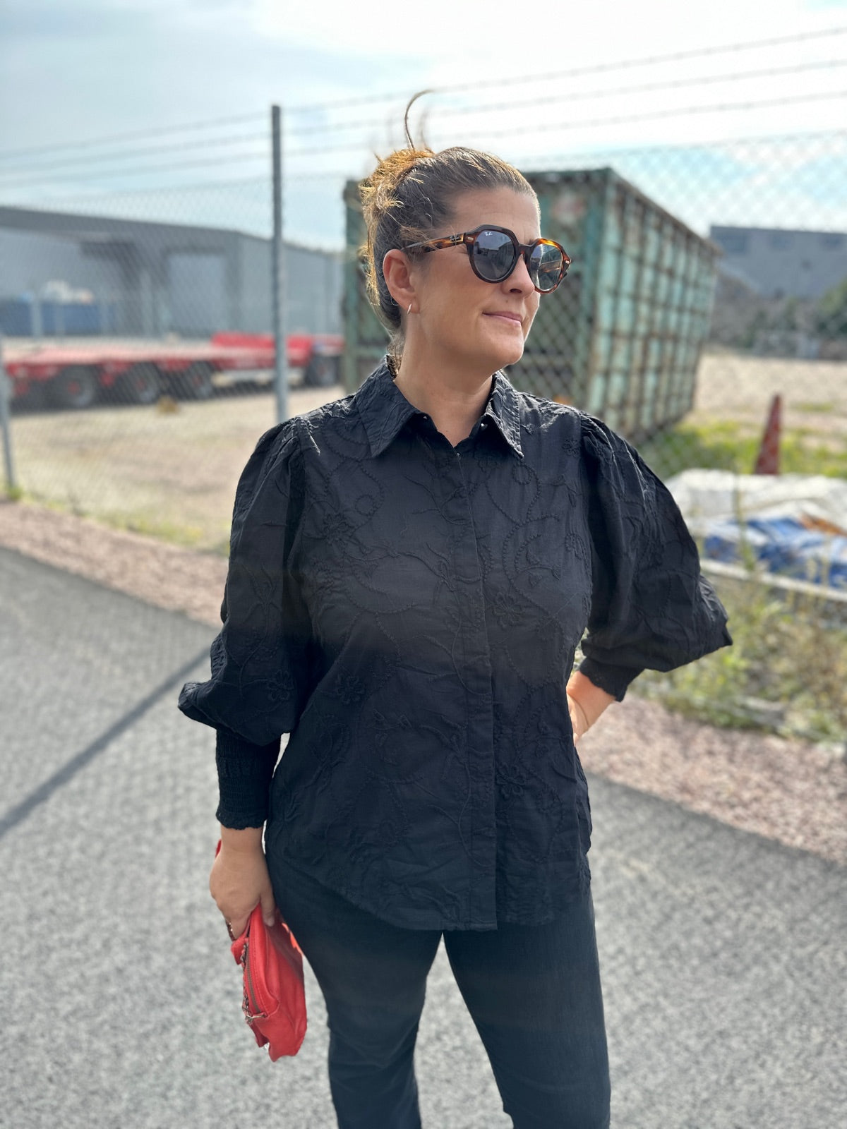 Yasgia Long Sleeve Shirt Black Black Embroidery