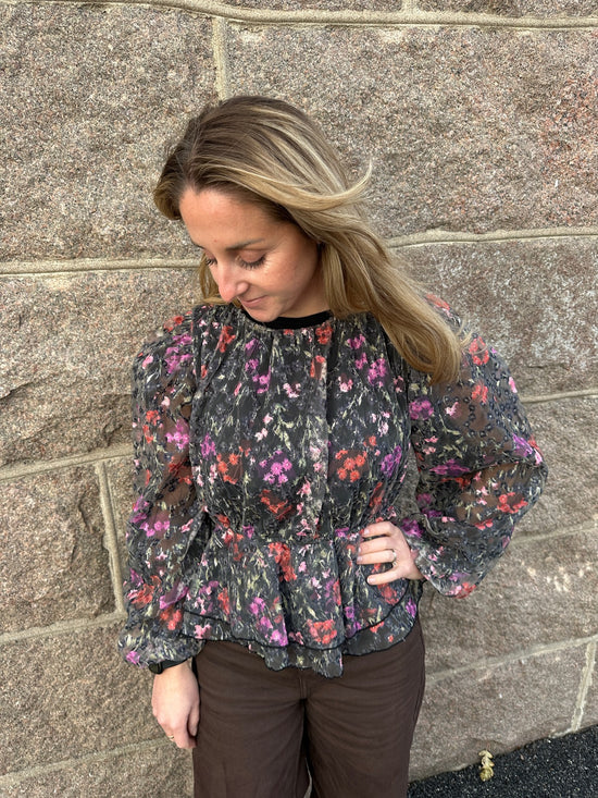 Yasleanna Long Sleeve Top Black Rose Print