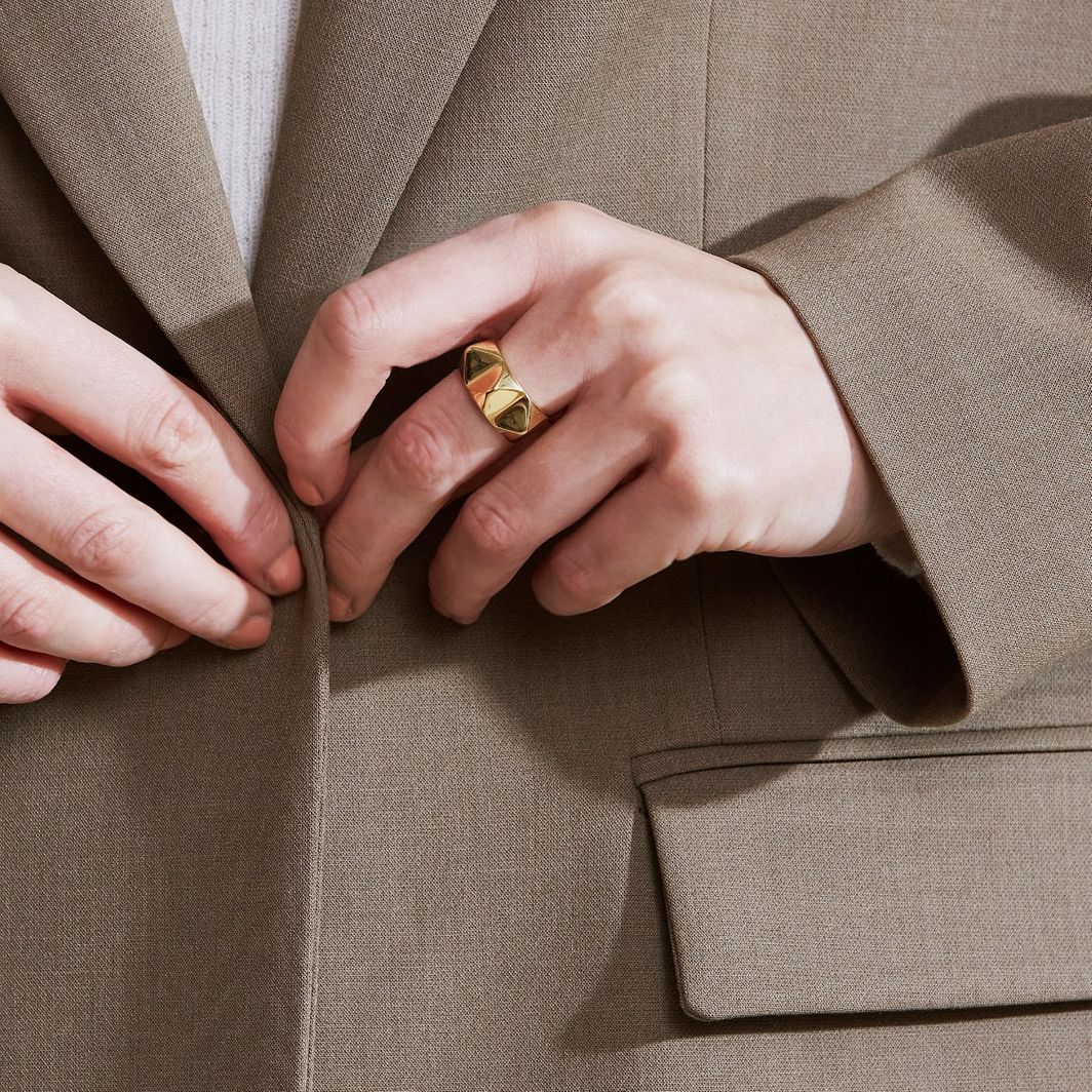 Peak Rivet Ring Gold