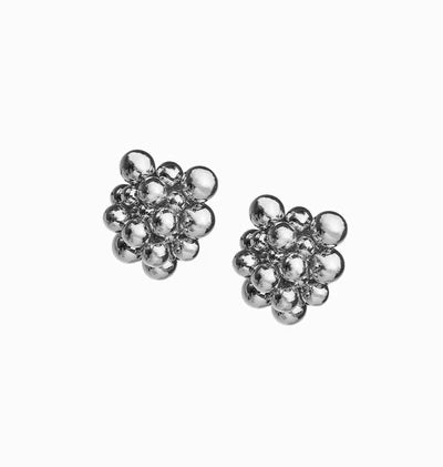 Manilla Earrings Silver - BECCASIN STORE - Silver Manilla örhänge with cluster of polished round beads, elegant smycke design.