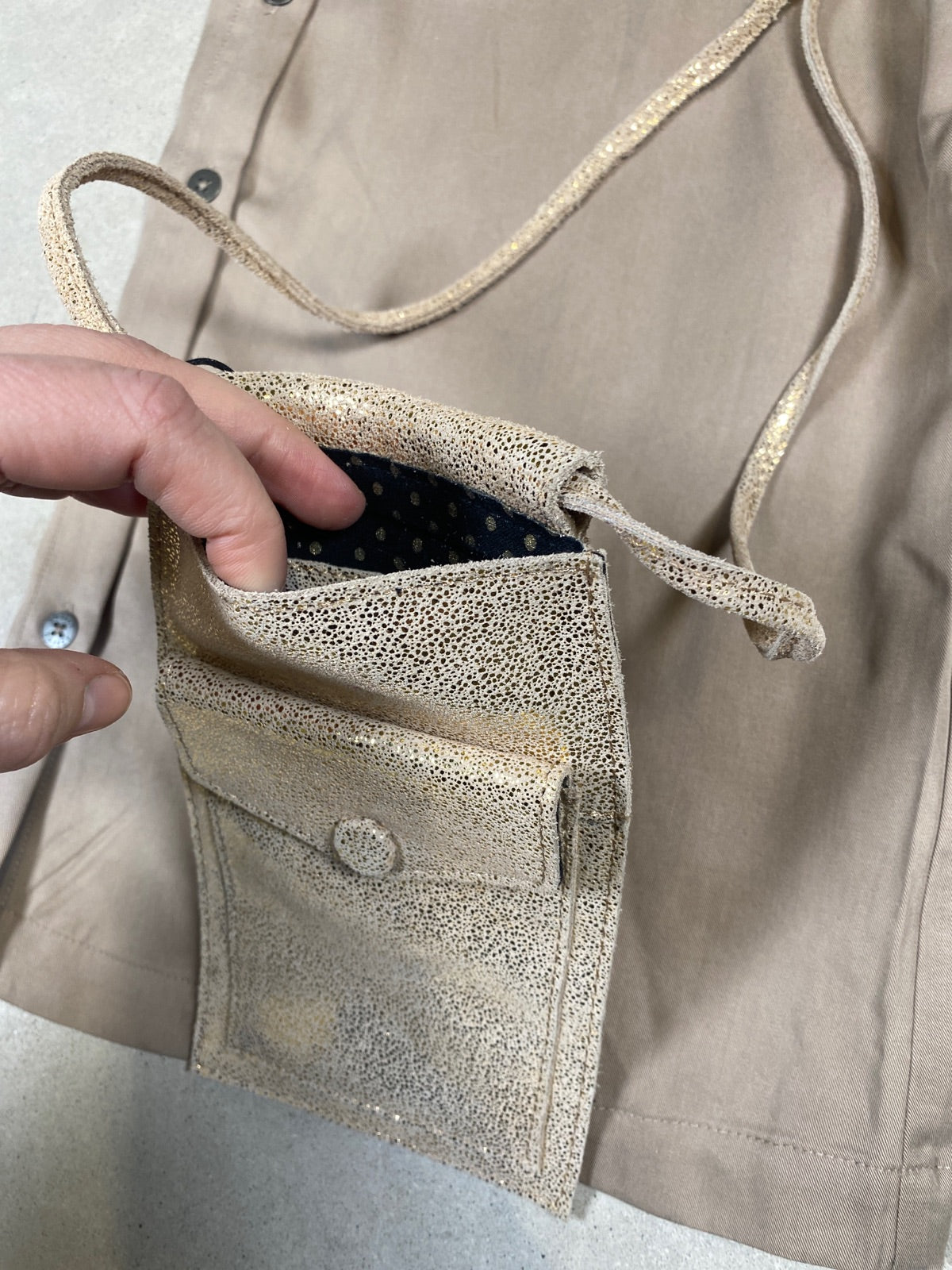 Pckani Leather Phone Bag Gold Snow