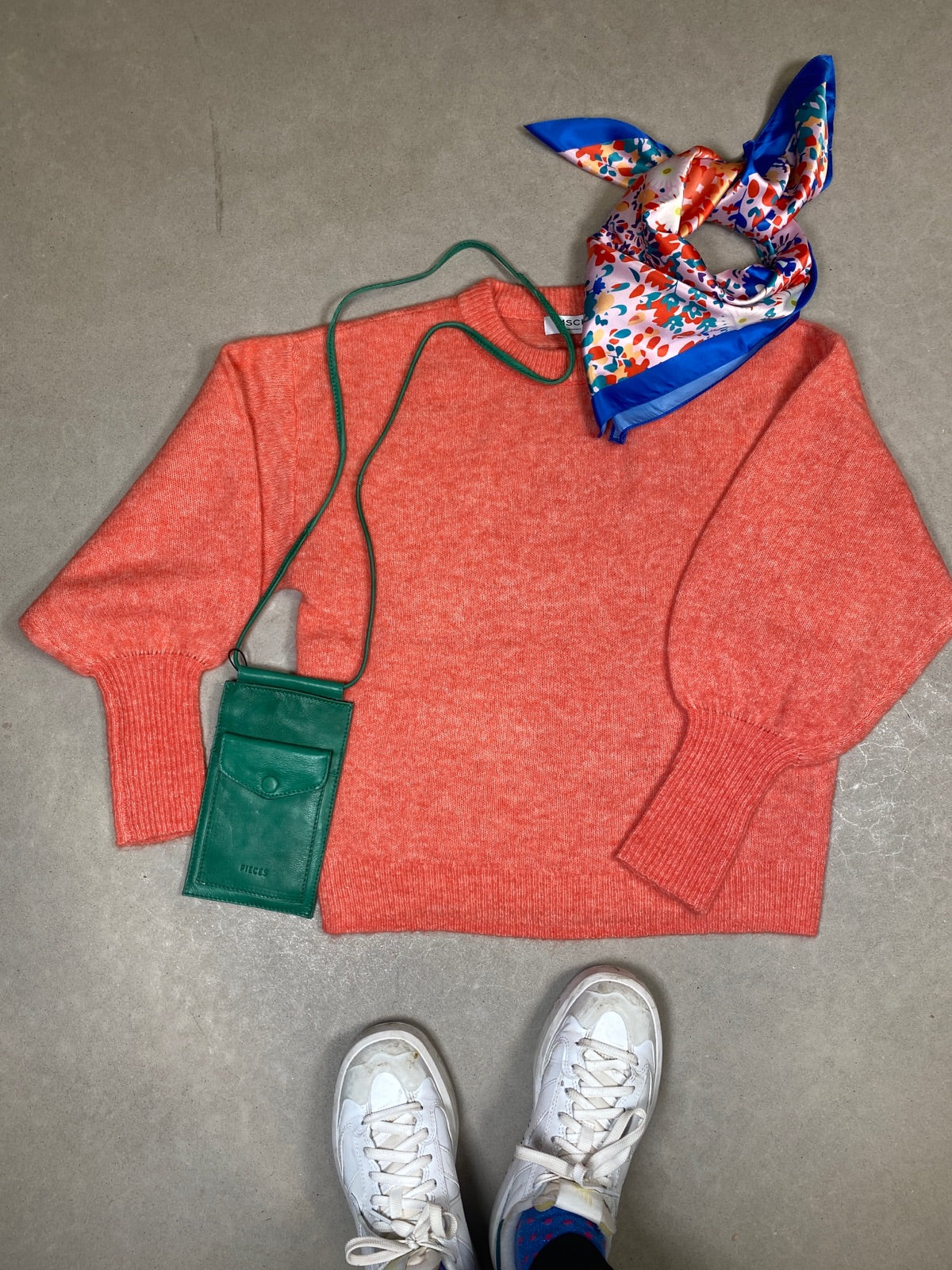 Pckani Leather Phone Bag Pepper Green