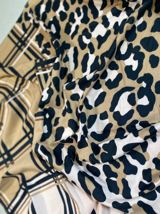 Pcnetia Square Scarf